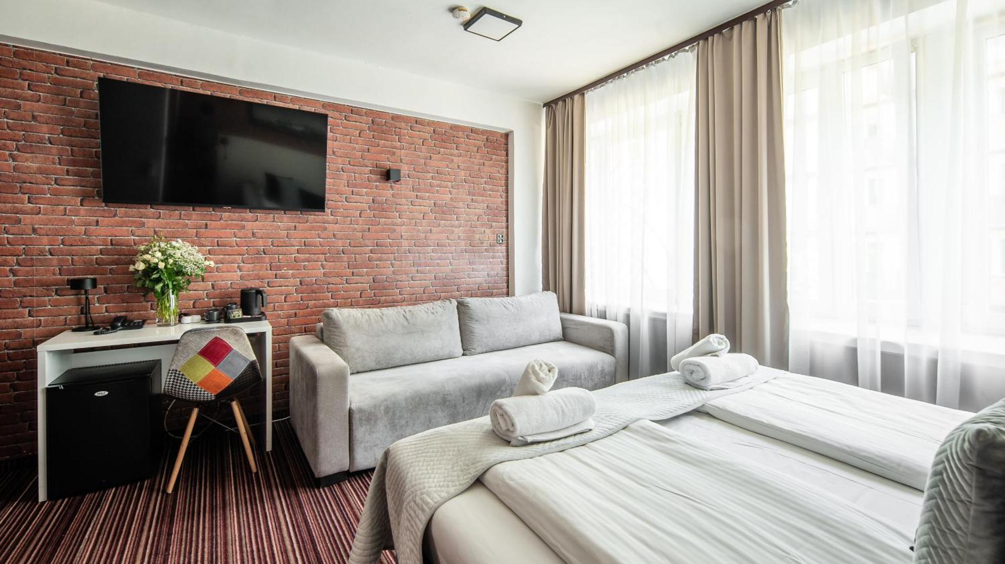 Hotel Delta — Zdjęcia 1